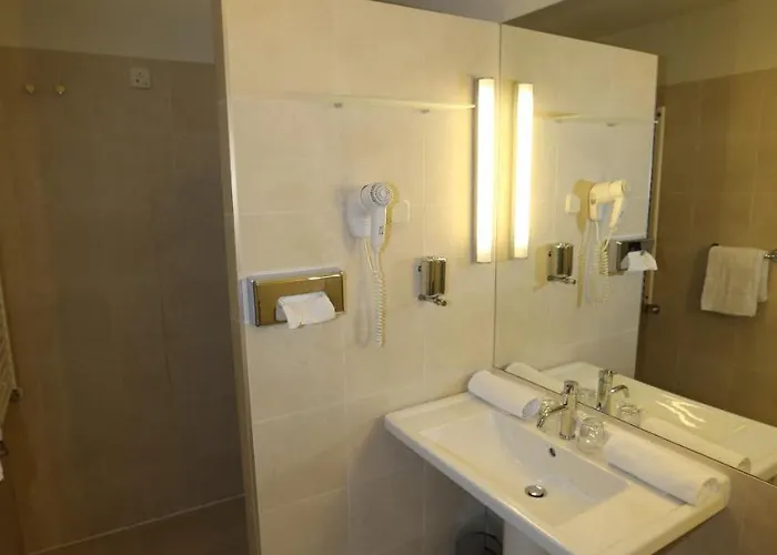 Hotel Sobe Ravna Gora