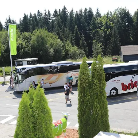 Sobe 라브나 고라